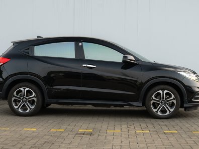 2022 Honda HR-V 1.5 Spesical Edition Hitam - Jual mobil bekas di Banten