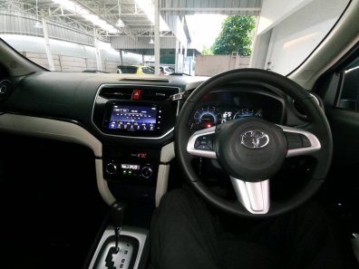 2022 Toyota Rush S Hitam - Jual mobil bekas di Banten