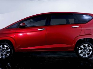 2022 Hyundai STARGAZER 1.5 Style Merah - Jual mobil bekas di Jawa Barat