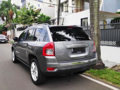 2013 Jeep Compass Limited Abu-abu - Jual mobil bekas di DKI Jakarta