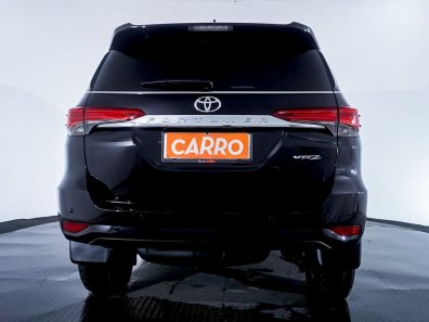 2020 Toyota Fortuner 2.4 VRZ AT Hitam - Jual mobil bekas di Jawa Barat