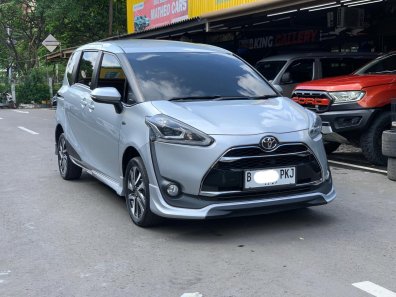 2019 Toyota Sienta Q Silver - Jual mobil bekas di DKI Jakarta