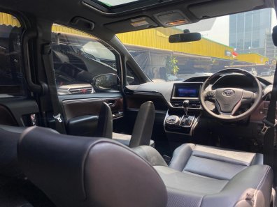 2019 Toyota Voxy 2.0 A/T Putih - Jual mobil bekas di DKI Jakarta