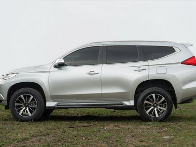 2019 Mitsubishi Pajero Sport Dakar Silver - Jual mobil bekas di Banten