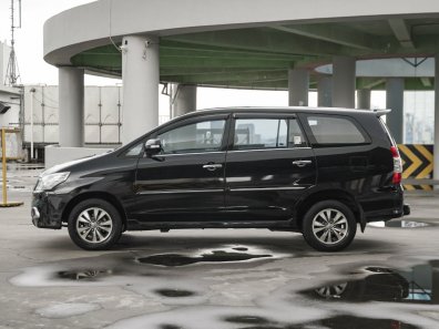 2015 Toyota Kijang Innova V A/T Gasoline Hitam - Jual mobil bekas di DKI Jakarta