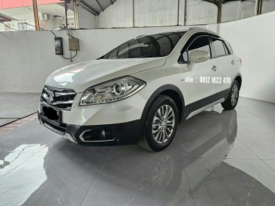 2017 Suzuki SX4 S-Cross AT Putih - Jual mobil bekas di Jawa Barat