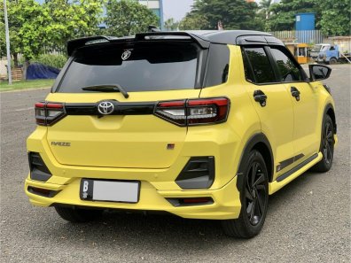 2022 Toyota Raize 1.0T GR Sport CVT (Two Tone) Kuning - Jual mobil bekas di DKI Jakarta