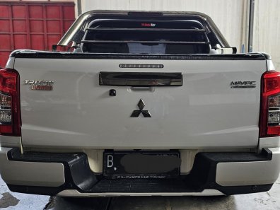 2021 Mitsubishi Triton Ultimate AT Double Cab 4WD Putih - Jual mobil bekas di DKI Jakarta