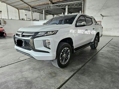 2021 Mitsubishi Triton Ultimate AT Double Cab 4WD Putih - Jual mobil bekas di Jawa Barat