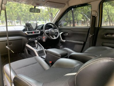 2022 Toyota Raize 1.0T GR Sport CVT (Two Tone) Kuning - Jual mobil bekas di DKI Jakarta