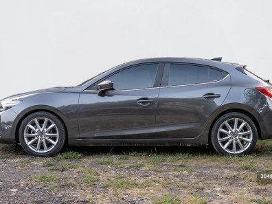 2019 Mazda 3 Skyactive-G 2.0 Abu-abu - Jual mobil bekas di Banten