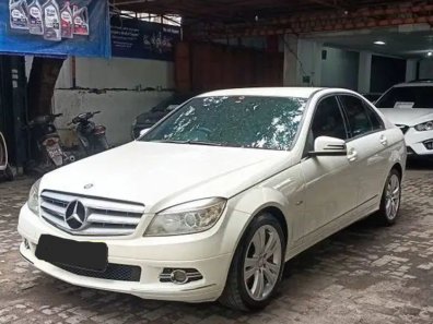 2010 Mercedes-Benz C-Class C 200 Avantgarde Line Putih - Jual mobil bekas di DKI Jakarta