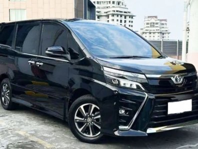 2019 Toyota Voxy 2.0 A/T Hitam - Jual mobil bekas di DKI Jakarta