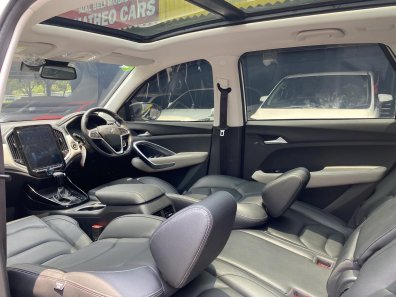 2022 Wuling Almaz Pro 7-Seater Putih - Jual mobil bekas di DKI Jakarta