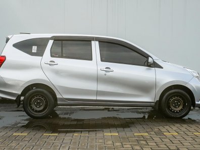 2021 Daihatsu Sigra 1.2 X AT Silver - Jual mobil bekas di DKI Jakarta