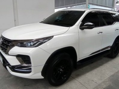 2022 Toyota Fortuner Putih - Jual mobil bekas di Banten