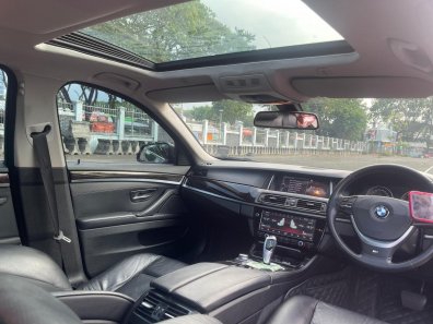 2013 BMW 5 Series 520d Hitam - Jual mobil bekas di DKI Jakarta