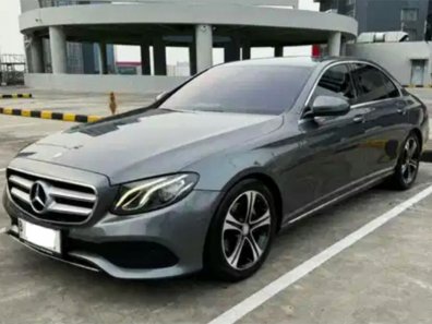 2017 Mercedes-Benz E-Class 250 Abu-abu - Jual mobil bekas di DKI Jakarta