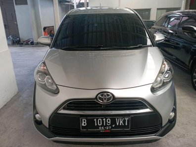 2017 Toyota Sienta V Silver - Jual mobil bekas di DKI Jakarta