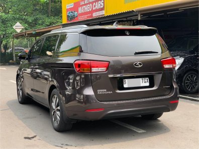 2017 Kia Grand Sedona Ultimate Coklat - Jual mobil bekas di DKI Jakarta