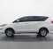 2019 Toyota Kijang Innova V Putih - Jual mobil bekas di Jawa Barat-11
