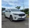 2017 KIA Grand Sedona Ultimate MPV-6