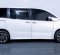 2018 Toyota Voxy 2.0 A/T Putih - Jual mobil bekas di DKI Jakarta-7
