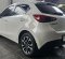 2017 Mazda 2 R AT Putih - Jual mobil bekas di DKI Jakarta-6
