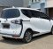 2017 Toyota Sienta V Putih - Jual mobil bekas di DKI Jakarta-11