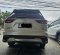 2022 Toyota Kijang Innova Zenix Hybrid Putih - Jual mobil bekas di Jawa Barat-2