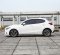 2016 Mazda 2 R AT Putih - Jual mobil bekas di DKI Jakarta-2