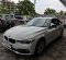 2016 BMW 3 Series 320i Sport Putih - Jual mobil bekas di Jawa Barat-3