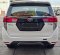 2022 Toyota Kijang Innova V A/T Diesel Putih - Jual mobil bekas di DKI Jakarta-2