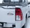 2017 Toyota Hilux S Cab Silver - Jual mobil bekas di Kalimantan Barat-9