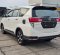 2022 Toyota Venturer Putih - Jual mobil bekas di DKI Jakarta-6