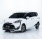 2016 Toyota Sienta Q CVT Putih - Jual mobil bekas di Kalimantan Barat-2