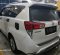 2016 Toyota Kijang Innova V A/T Gasoline Putih - Jual mobil bekas di Jawa Barat-6