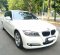 2011 BMW 3 Series 320i Putih - Jual mobil bekas di DKI Jakarta-2