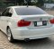 2011 BMW 3 Series 320i Putih - Jual mobil bekas di DKI Jakarta-6