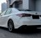 2022 Toyota Camry 2.5 Hybrid Putih - Jual mobil bekas di DKI Jakarta-7