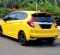 2019 Honda Jazz RS CVT Kuning - Jual mobil bekas di DKI Jakarta-18