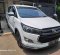 2020 Toyota Venturer Putih - Jual mobil bekas di Banten-8