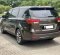 2017 Kia Grand Sedona Ultimate Coklat - Jual mobil bekas di DKI Jakarta-9