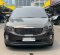 2017 Kia Grand Sedona Ultimate Coklat - Jual mobil bekas di DKI Jakarta-10