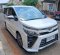 2018 Toyota Voxy 2.0 A/T Putih - Jual mobil bekas di Banten-6