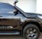 2022 Toyota Hilux D Cab Hitam - Jual mobil bekas di DKI Jakarta-1