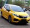 2019 Honda Jazz RS CVT Kuning - Jual mobil bekas di DKI Jakarta-15