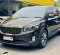 2017 Kia Sedona GS Coklat - Jual mobil bekas di DKI Jakarta-6