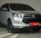 2018 Toyota Venturer 2.4 Q A/T Diesel Abu-abu - Jual mobil bekas di Jawa Barat-6