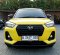 2022 Daihatsu Rocky 1.0 R Turbo CVT Kuning - Jual mobil bekas di DKI Jakarta-1